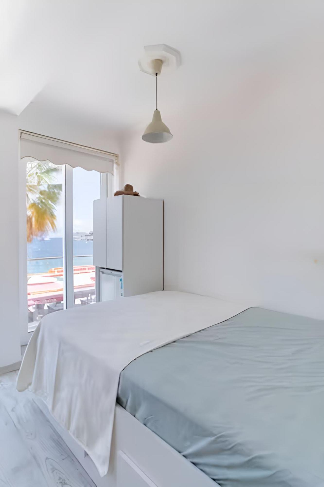 Motel Seafront